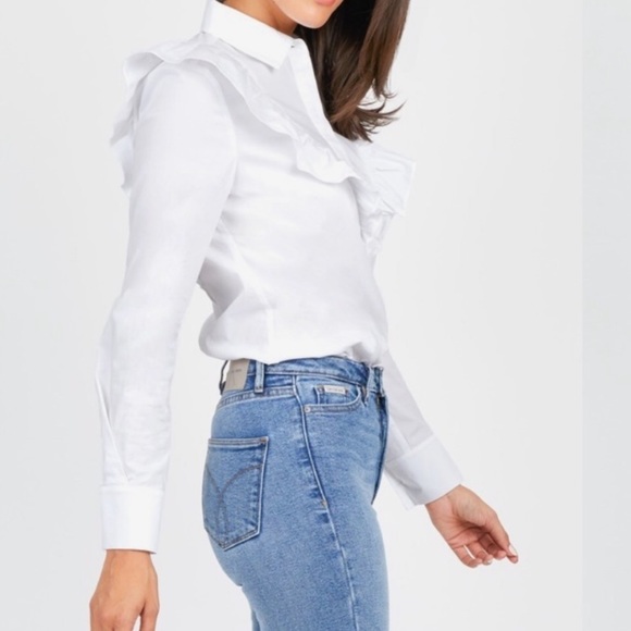 Olivia Culpo x Le Tote || NWOT Ruffle Blouse - Picture 1 of 7